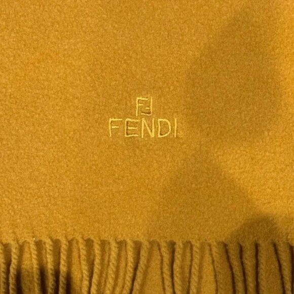 Authentic Fendi 100% Wool Scarf Mustard Color w/ COA - Picture 4 of 6